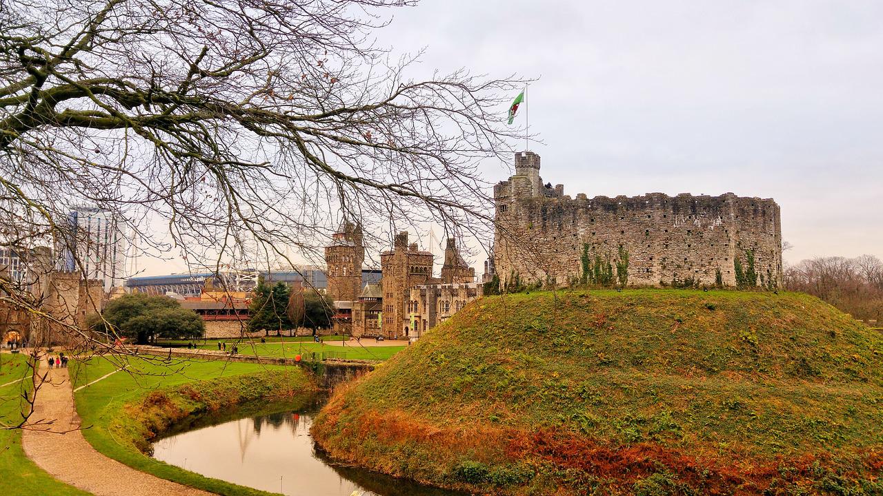 Photo of Cardiff Castle and Bute Park