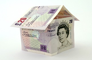 House made from 2 twenty pound notes