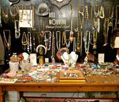 Vintage Jewellery 