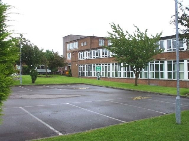 llanishen-high-school.jpg