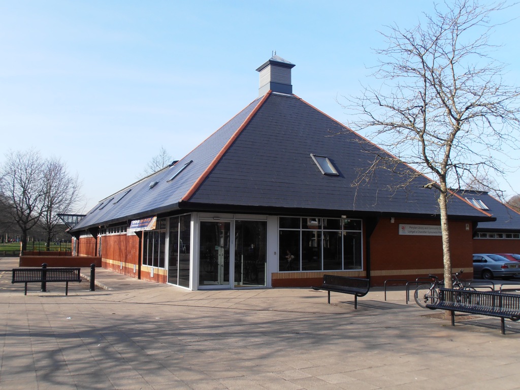 Penylan library